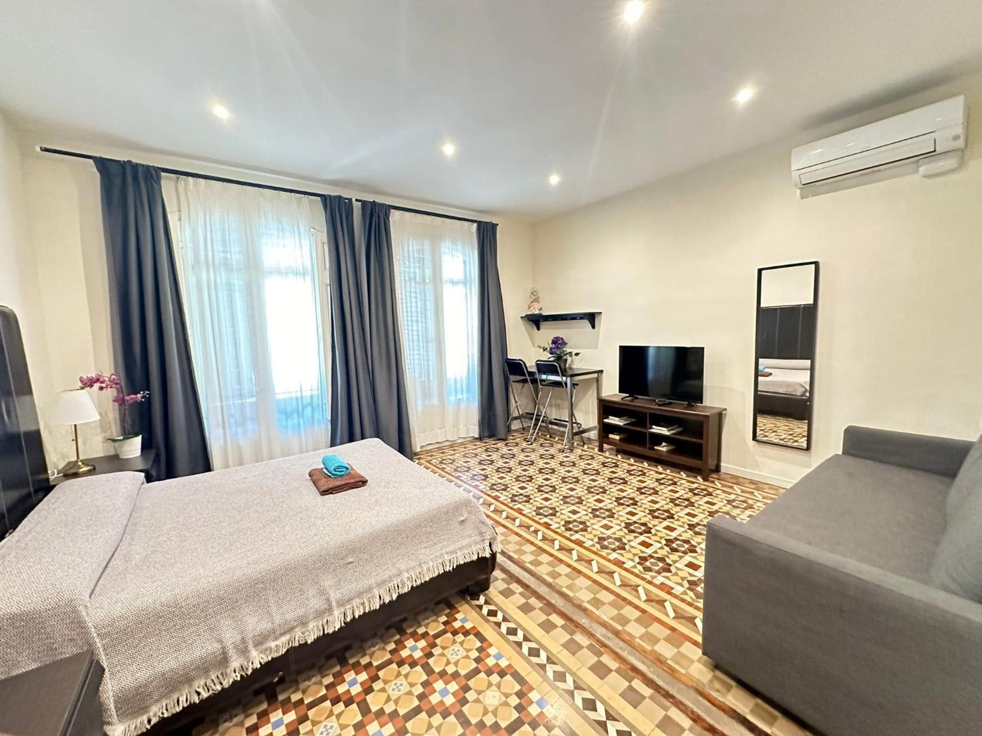 Rooms Balmes Barcellona Esterno foto